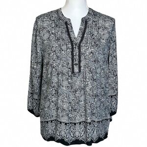 Chic Black and White Paisley Blouse